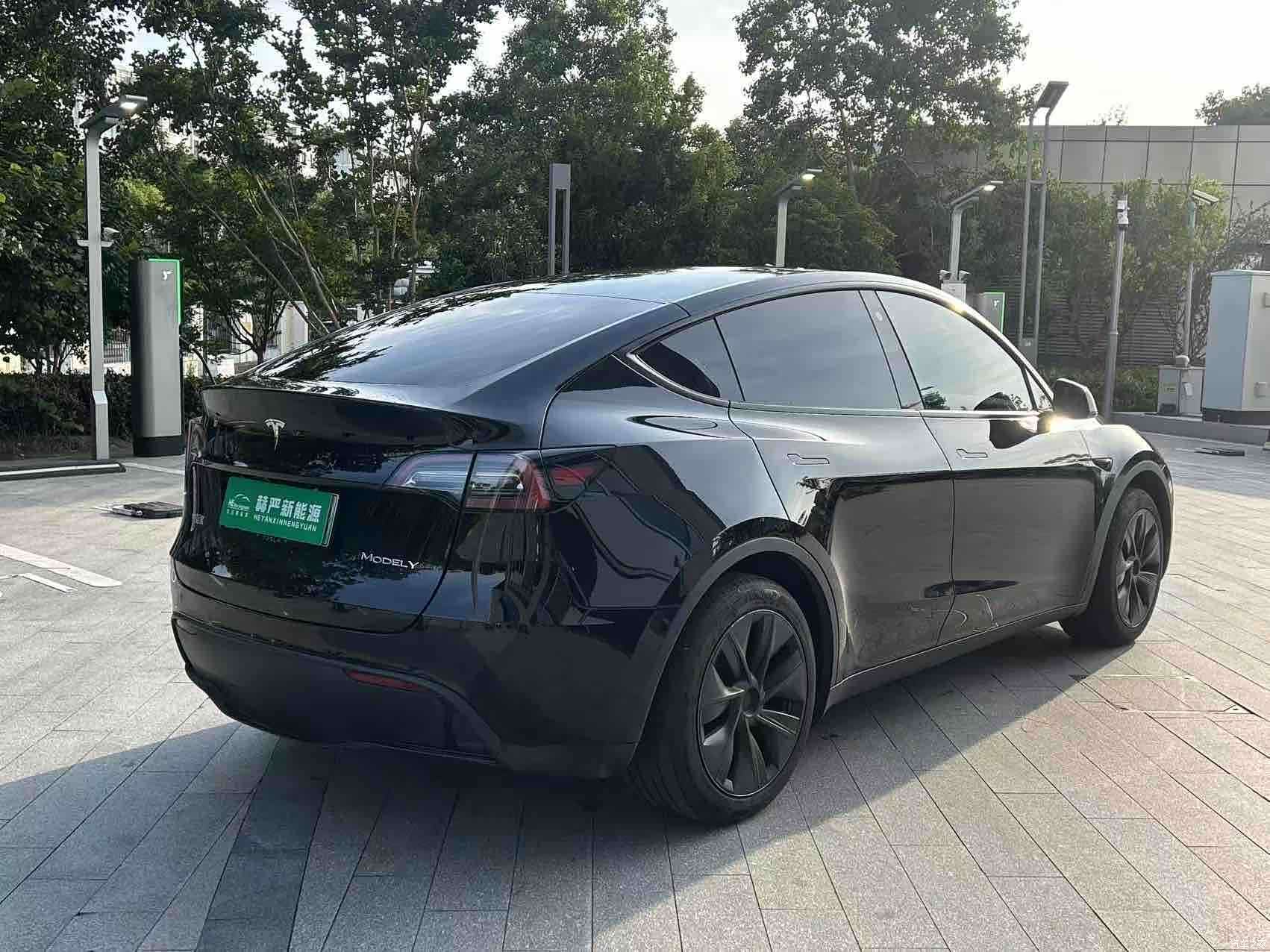 Tesla Model Y, 2024 10