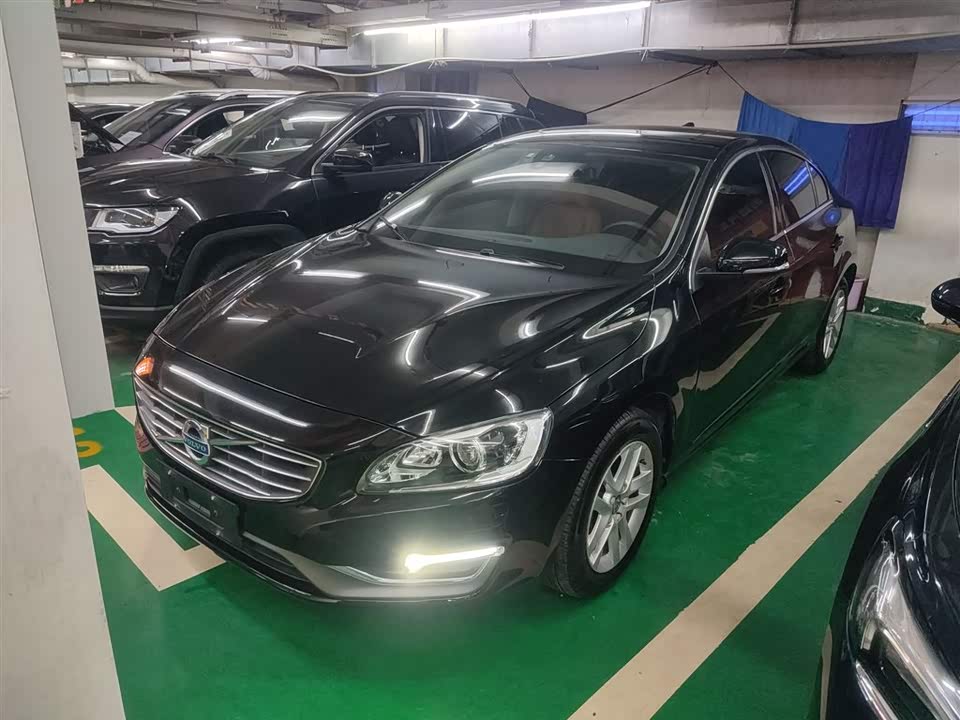 Volvo S60