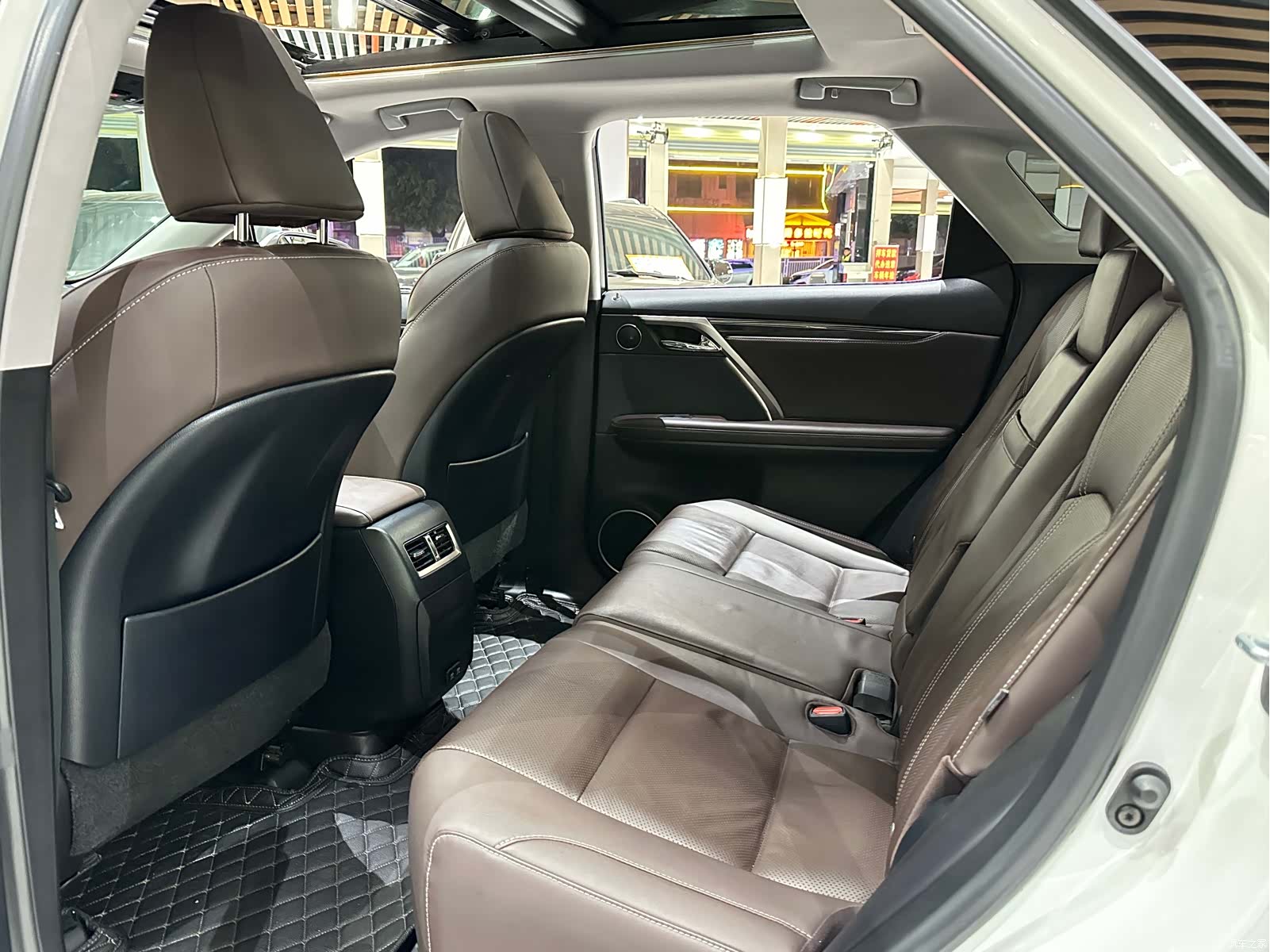 Lexus RX, 2022 9
