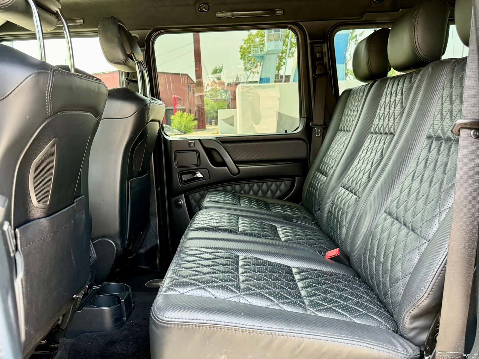 Mercedes-Benz G-Class, 2019 11