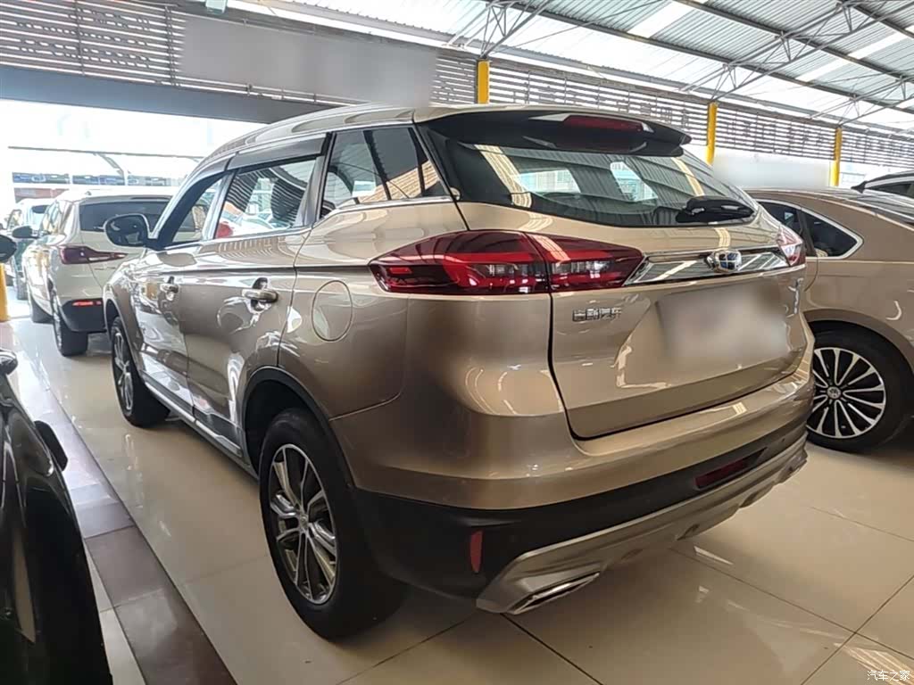 Geely Boyue, 2019 все фото