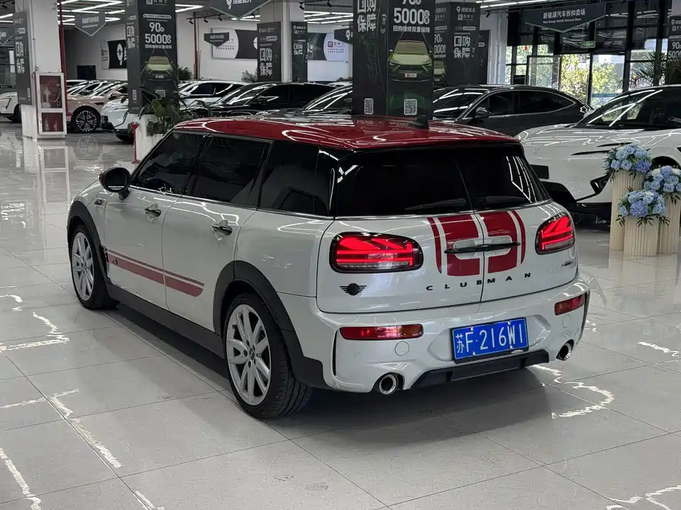 MINI JCW CLUBMAN