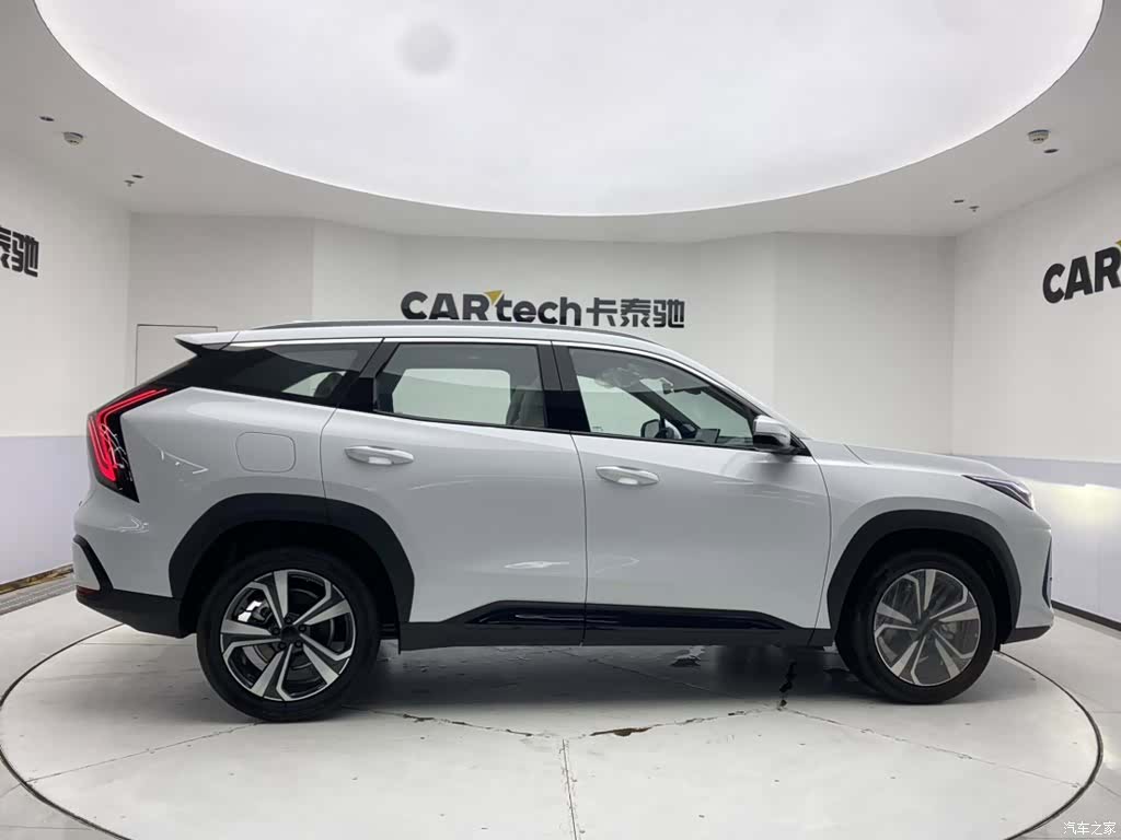 Geely Boyue, 2026 4