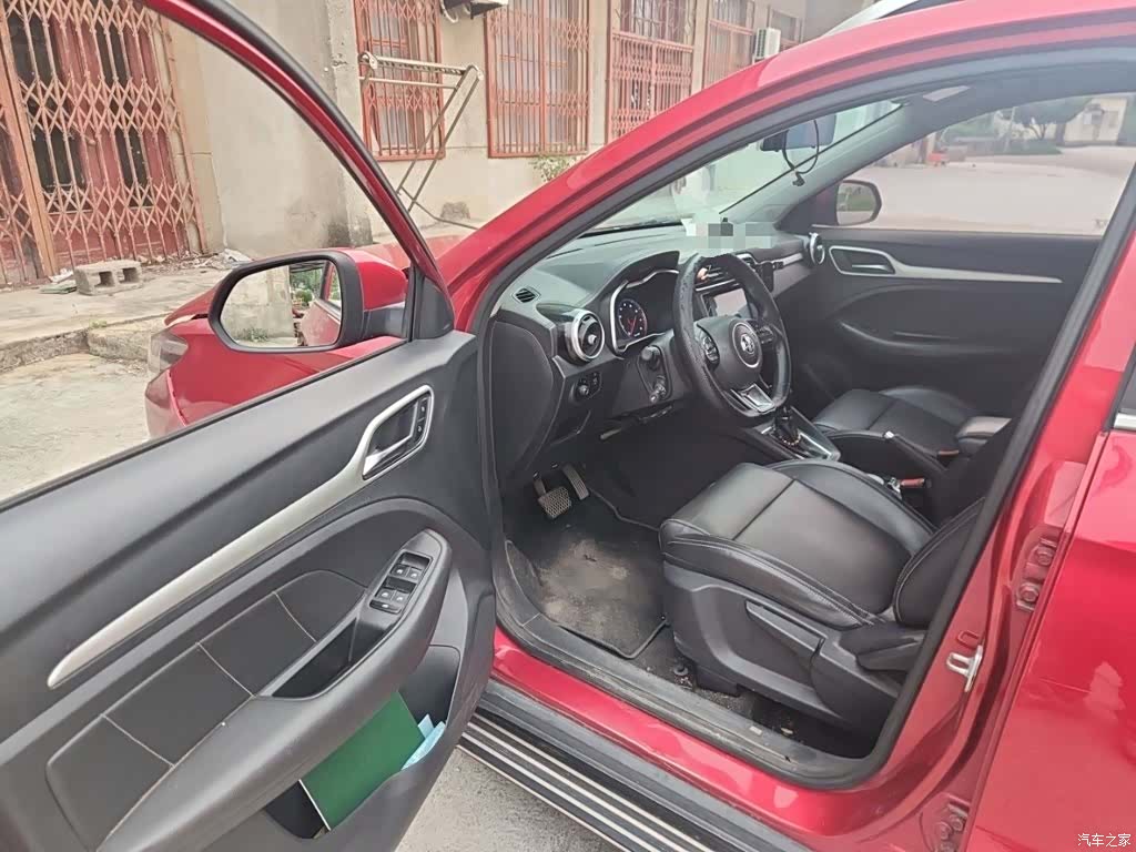 MG ZS, 2017 17