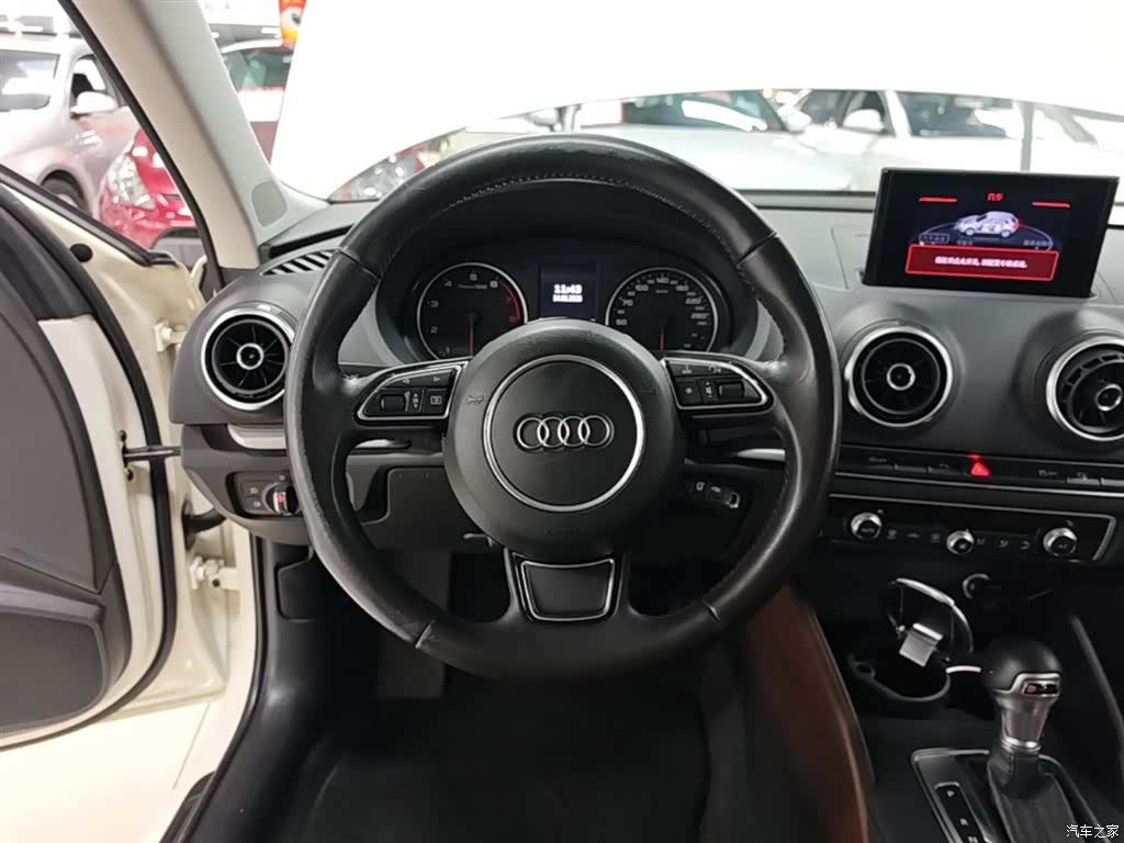 Audi A3, 2015 11
