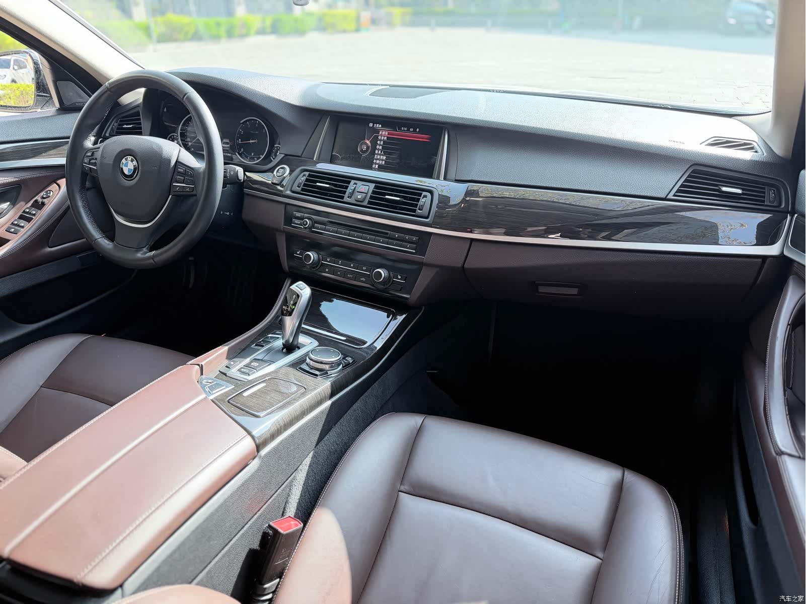 BMW 5 Series, 2017 все фото