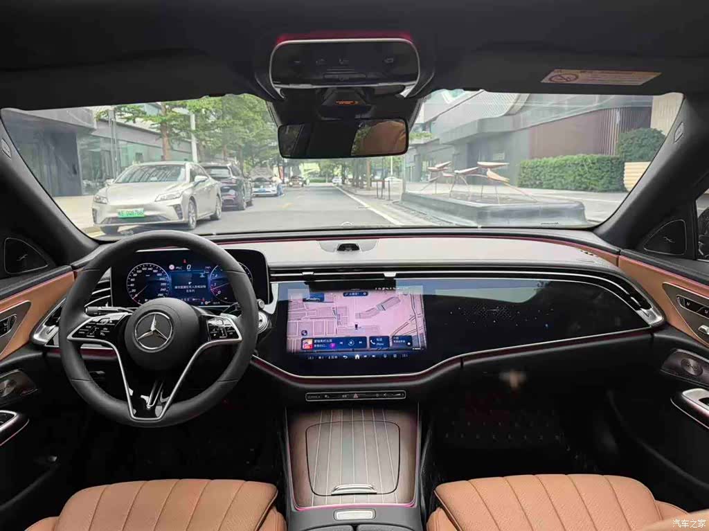 Mercedes-Benz E-Class, 2025 14