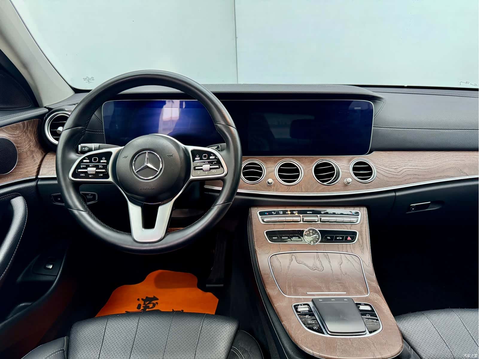 Mercedes-Benz E-Class, 2019 17