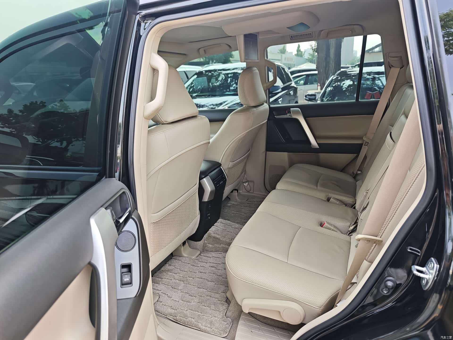 Toyota Prado, 2012 8