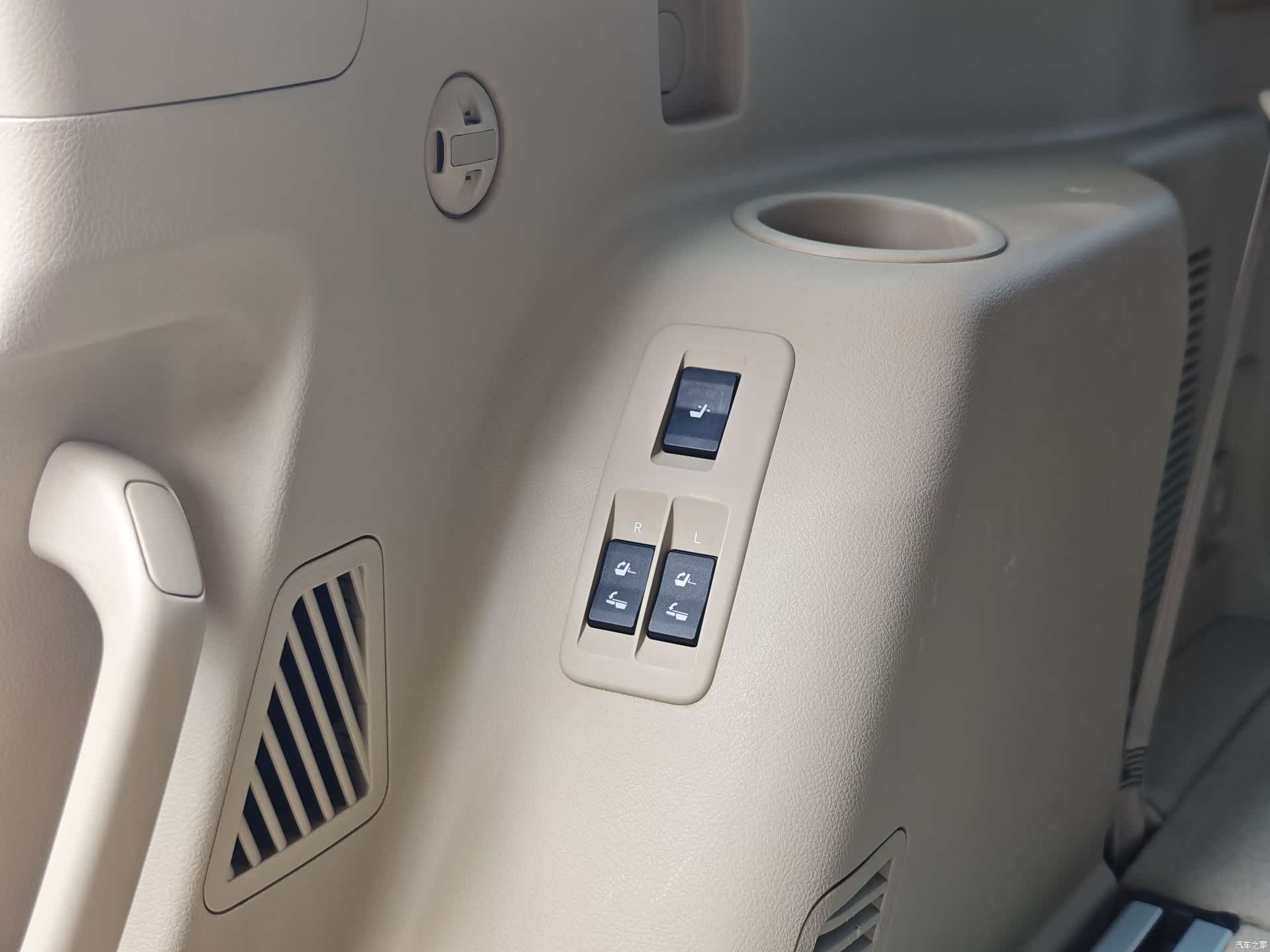 Toyota Prado, 2012 29