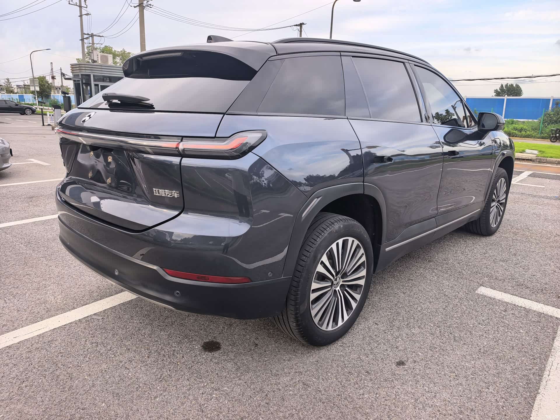 NIO ES7, 2022 4