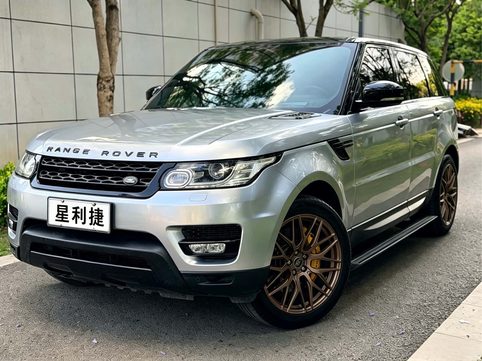Land Rover Range Rover, 2015 1