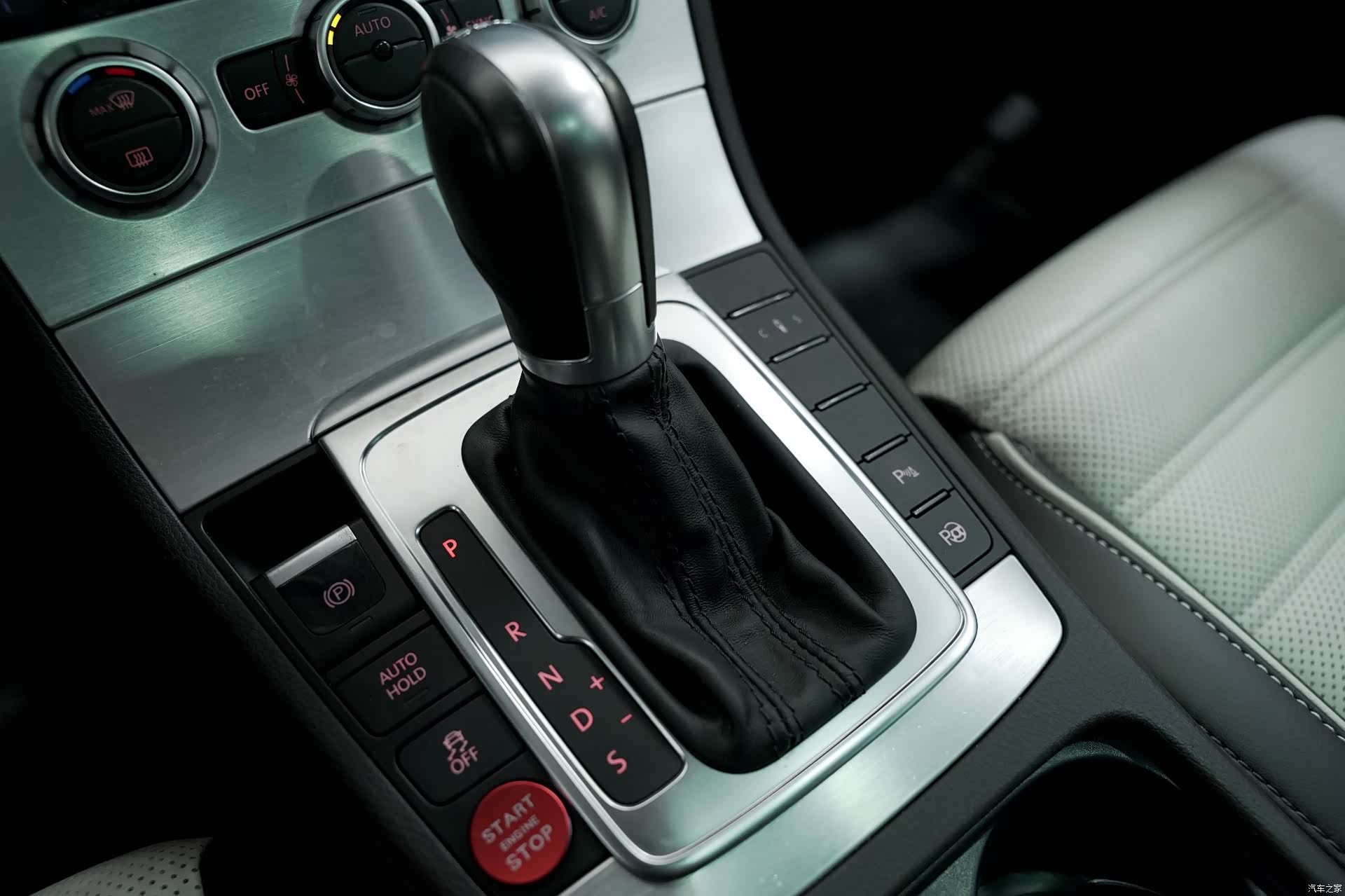 Volkswagen CC, 2014 8