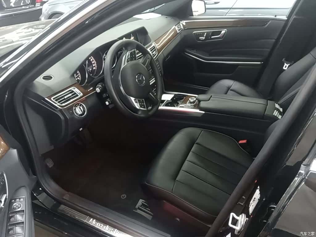 Mercedes-Benz E-Class, 2015 15