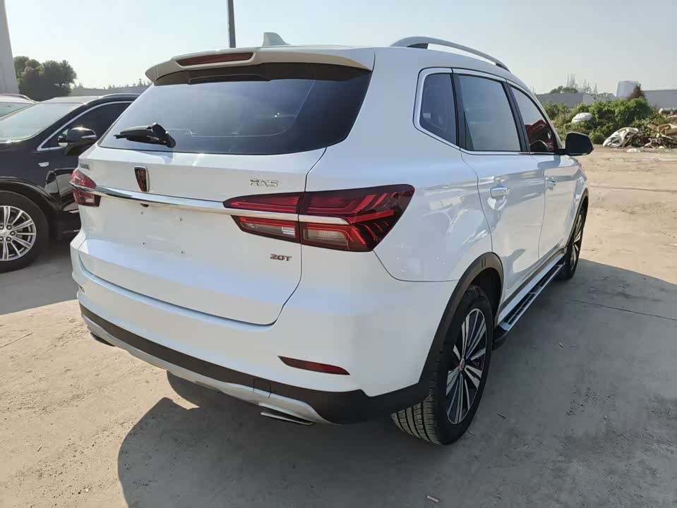 Roewe RX5