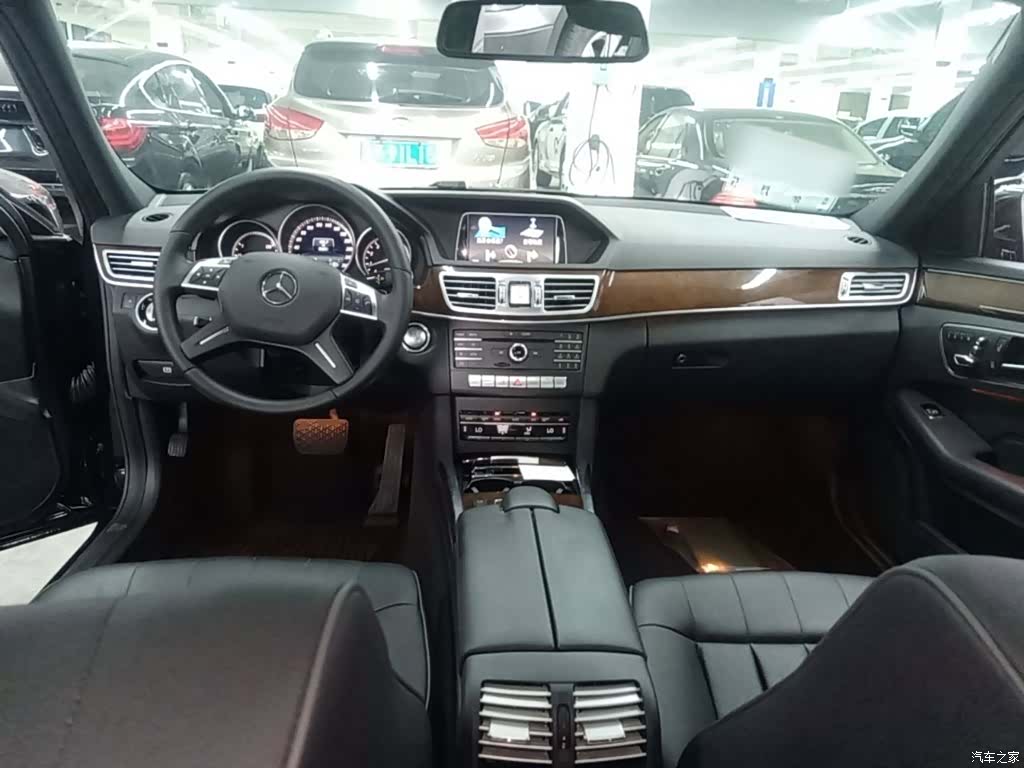 Mercedes-Benz E-Class, 2015 10