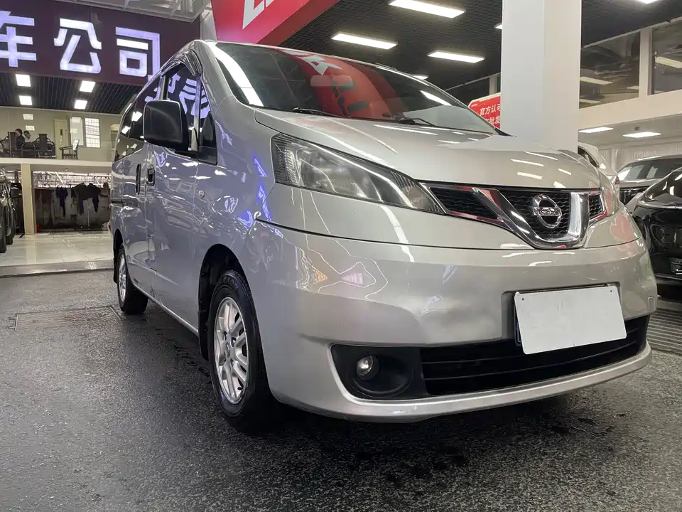 Nissan NV200 Nissan NV200