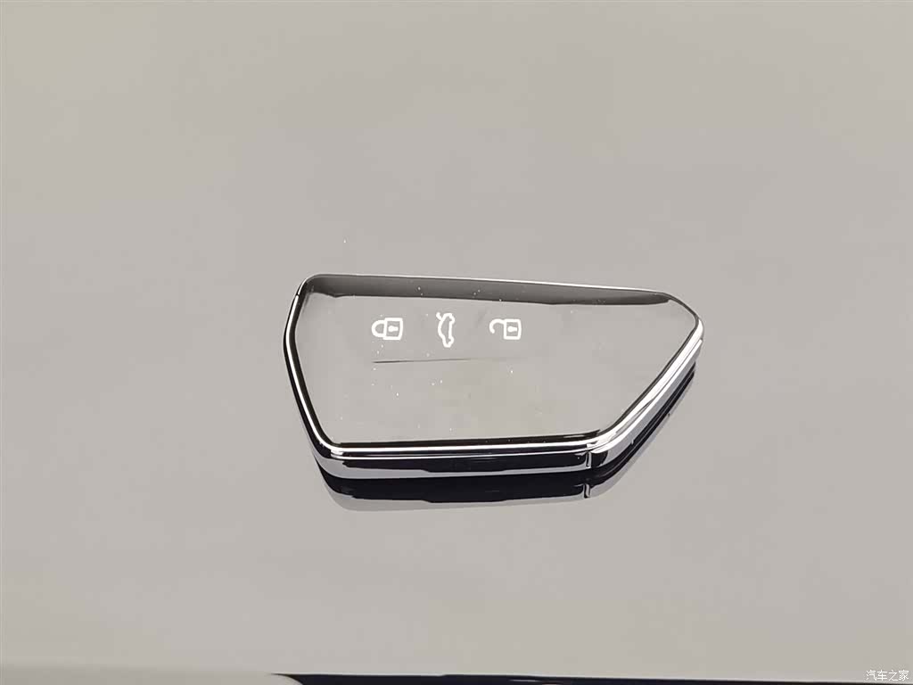 Volkswagen Teramont X, 2024 19