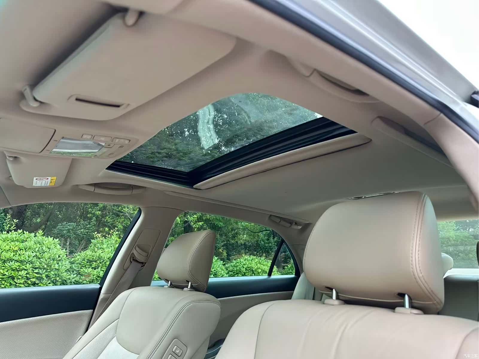 Toyota Crown, 2014 10