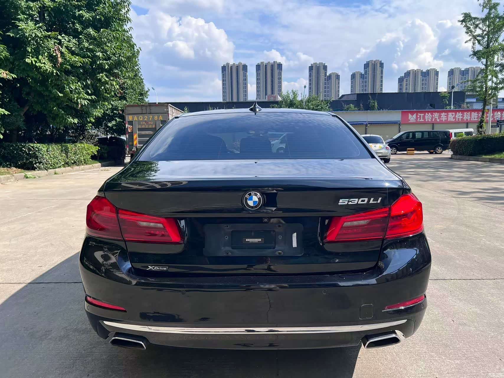 BMW 5 Series, 2018 8