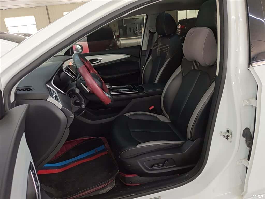Roewe i6, 2022 15