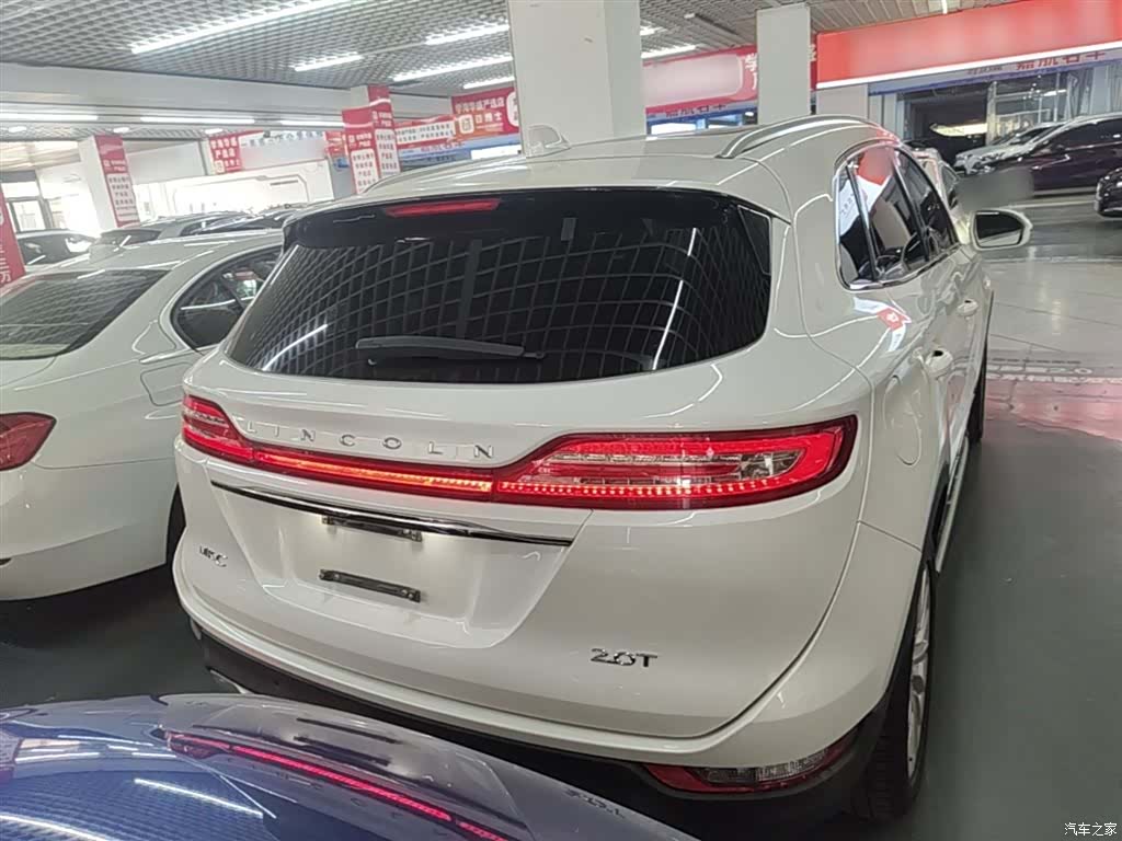 Lincoln MKC, 2020 6