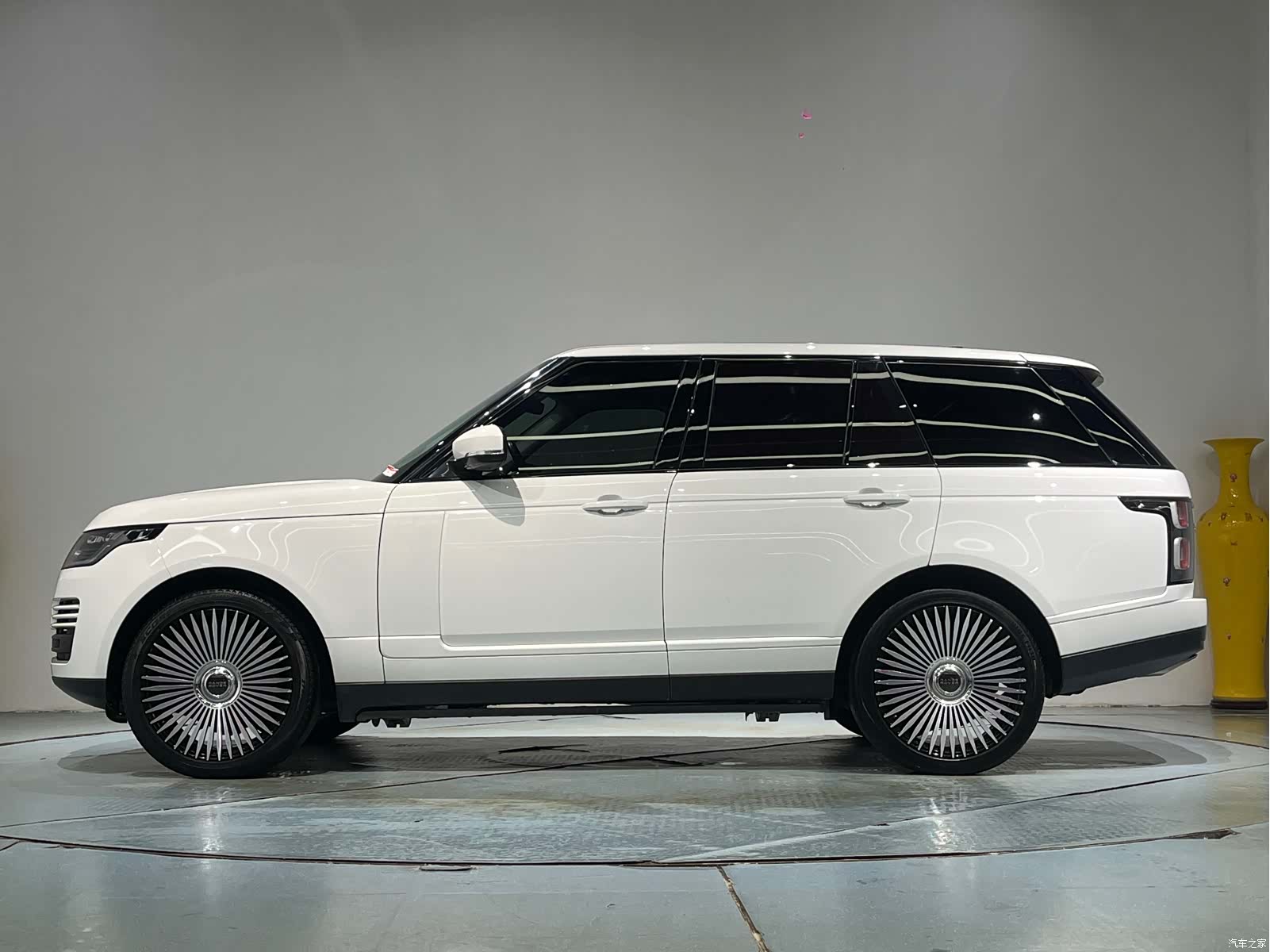 Land Rover Range Rover, 2019 22