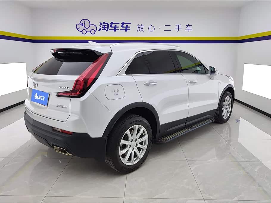 Cadillac XT4