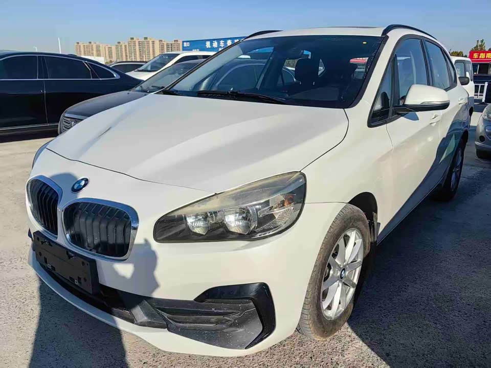 BMW 2 series station wagon