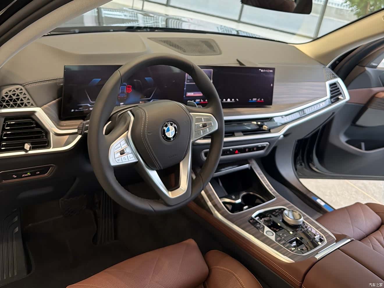 BMW X7, 1900 10
