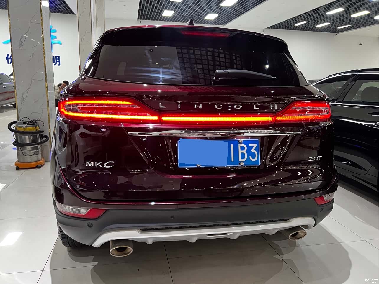 Lincoln MKC, 2019 11