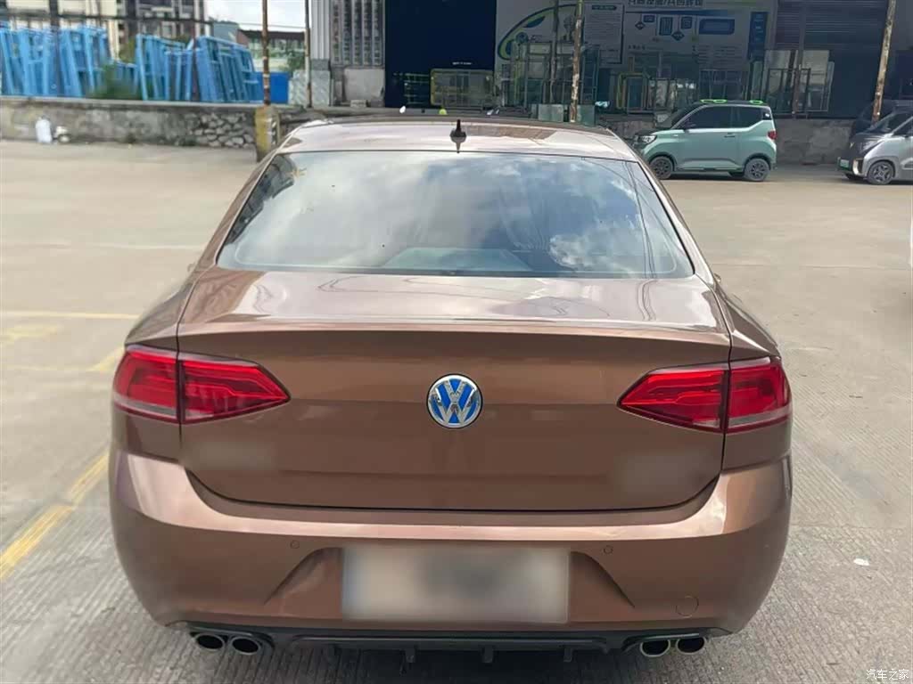 Volkswagen Lamando, 2015 6