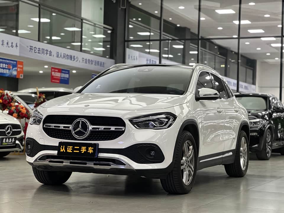 Mercedes-Benz GLA