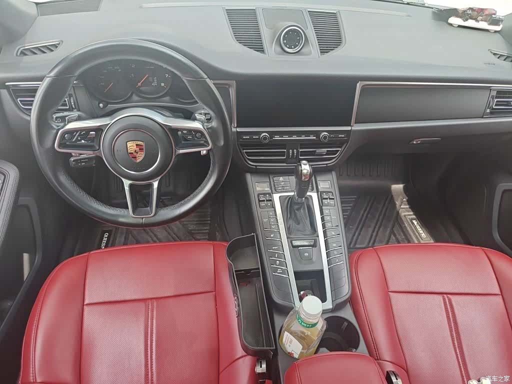 Porsche Macan, 2020 10