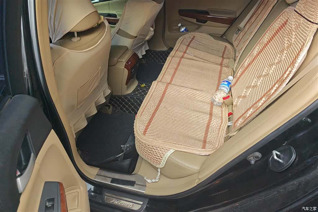 Honda Accord, 2012 11