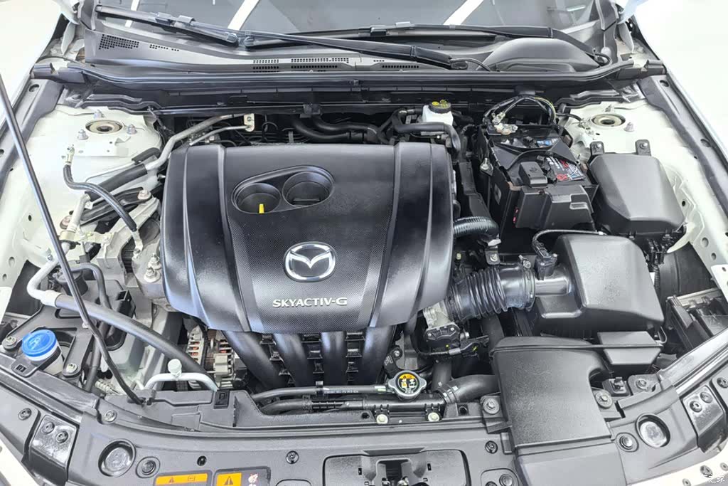 Mazda Mazda3, 2022 10