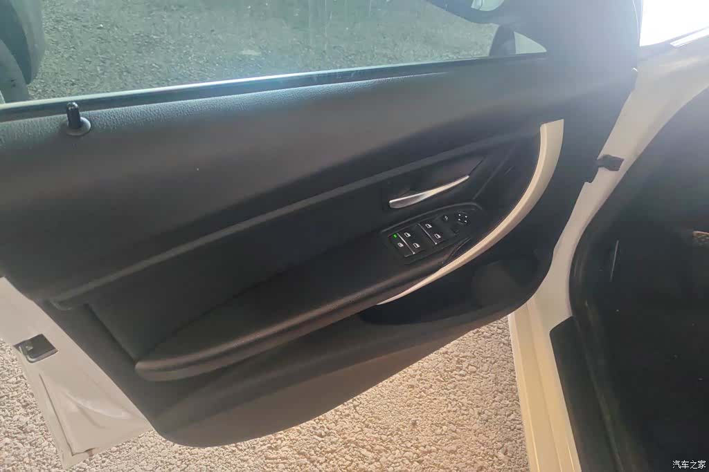 BMW 3 Series, 2016 7