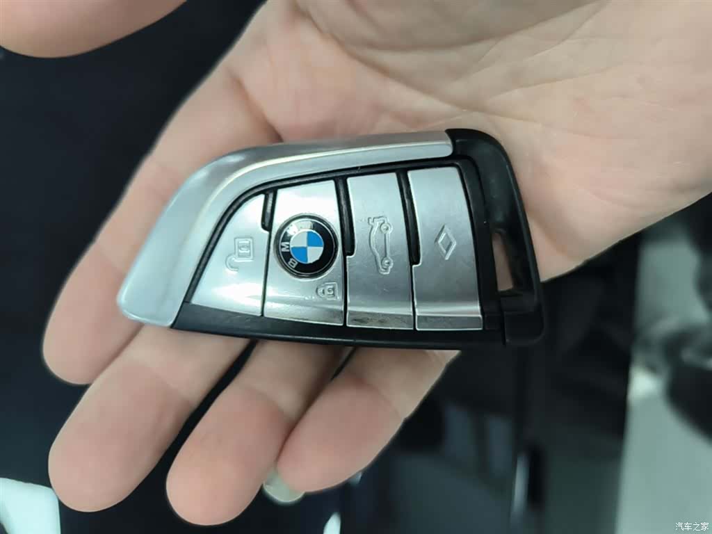 BMW 5 Series, 2018 9