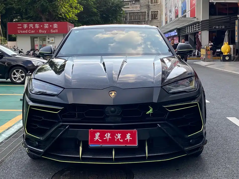Lamborghini Urus