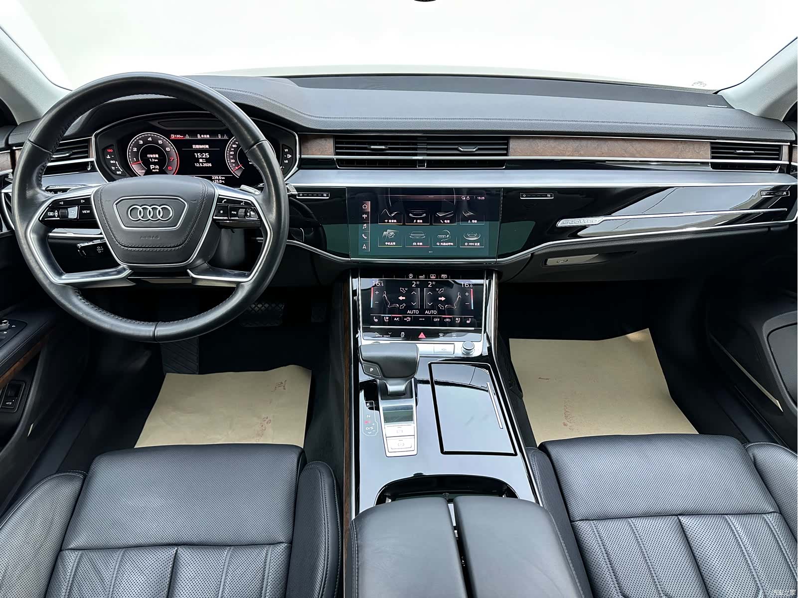 Audi A8L, 2019 3