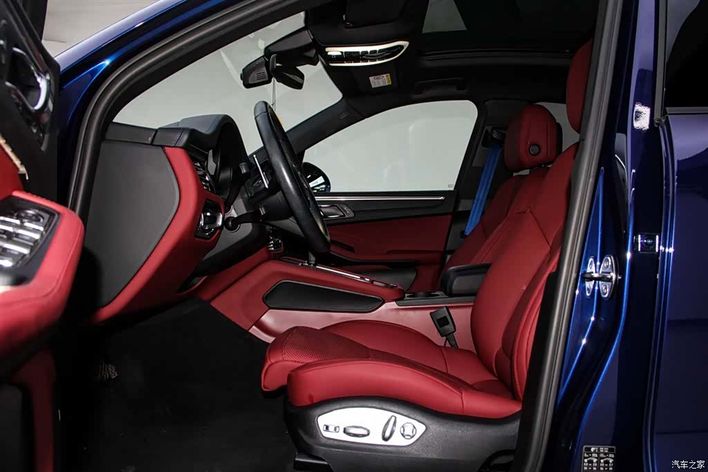 Porsche Macan, 2022 29