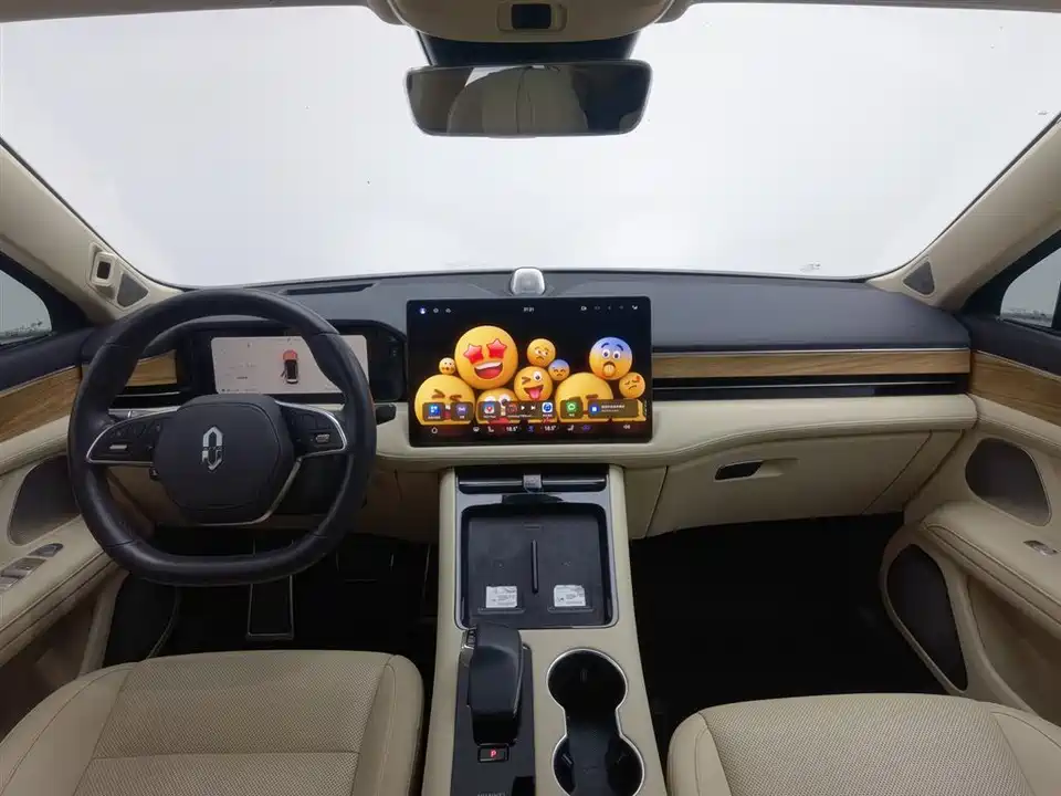 HarmonyOS Ask the world M5