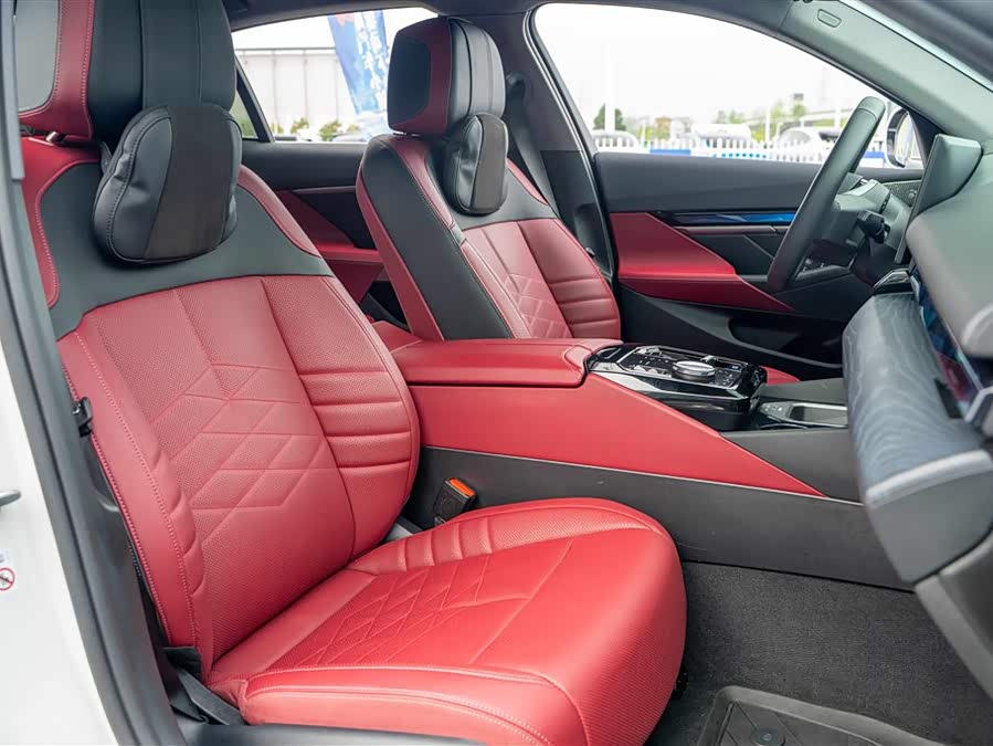 BMW i5 2024, фото 16