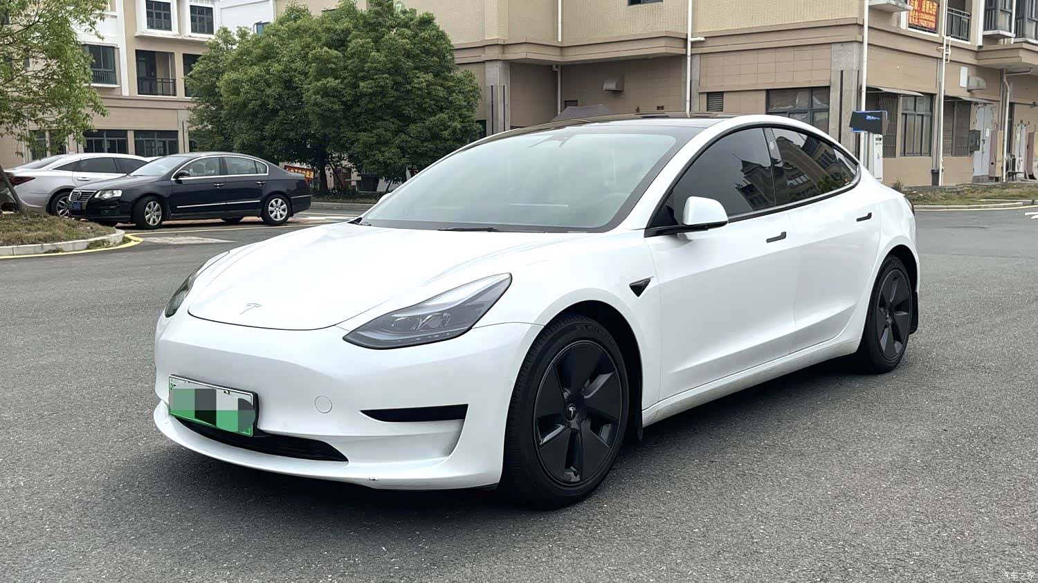 Tesla Model 3, 2023 1