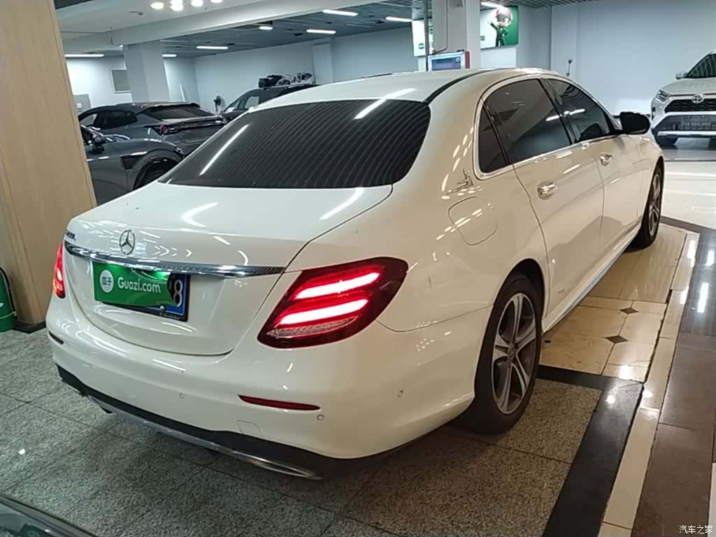 Mercedes-Benz E-Class, 2019 7