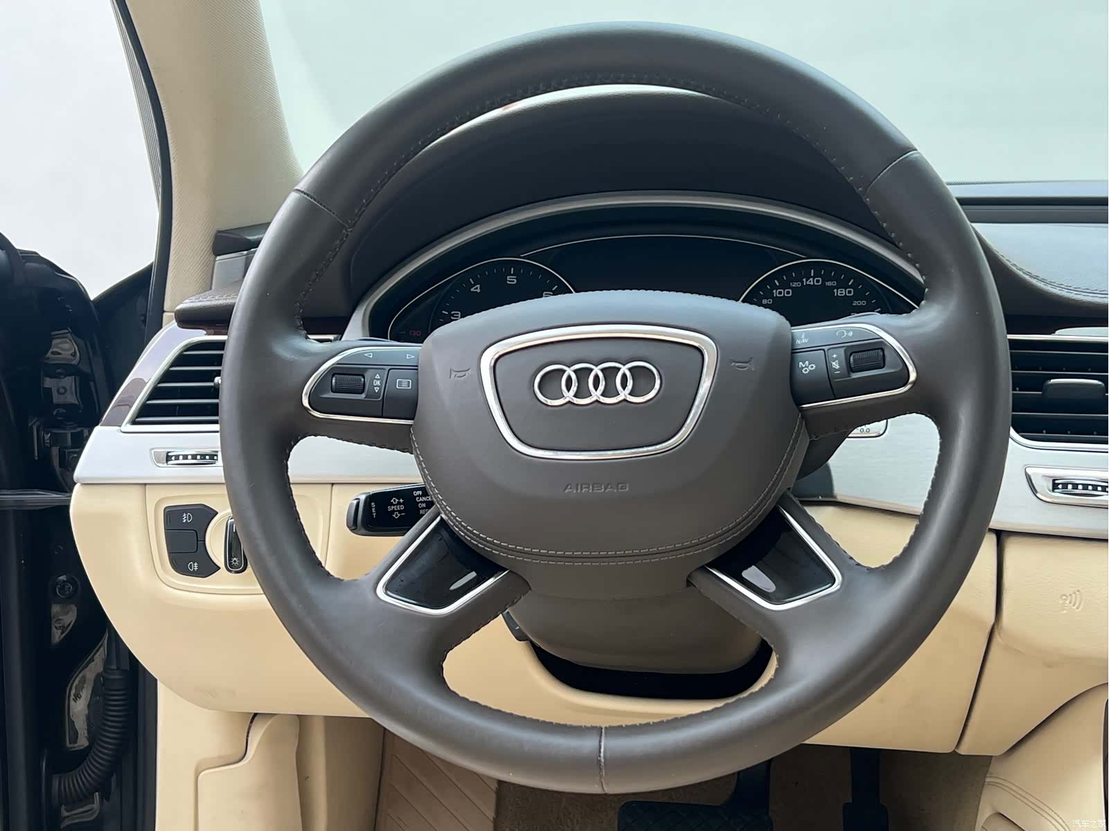 Audi A8L, 2013 10