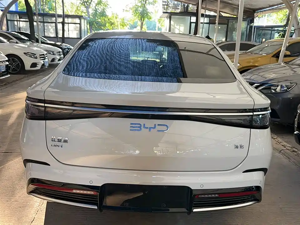 BYD seal