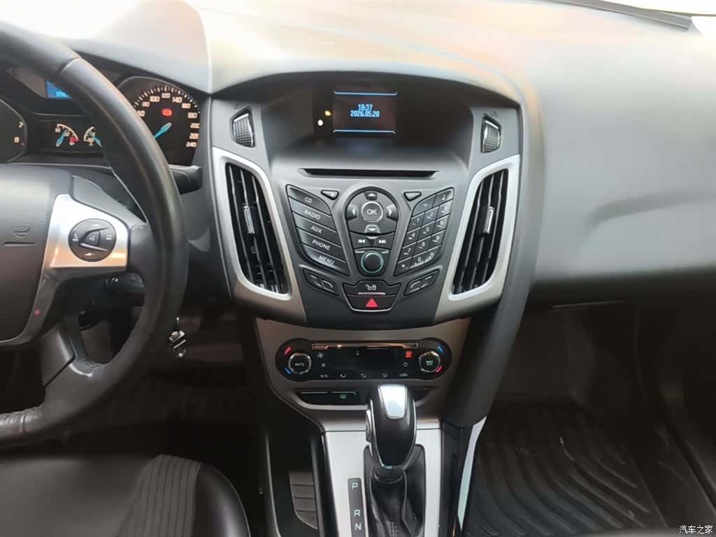 Ford Focus, 2014 9