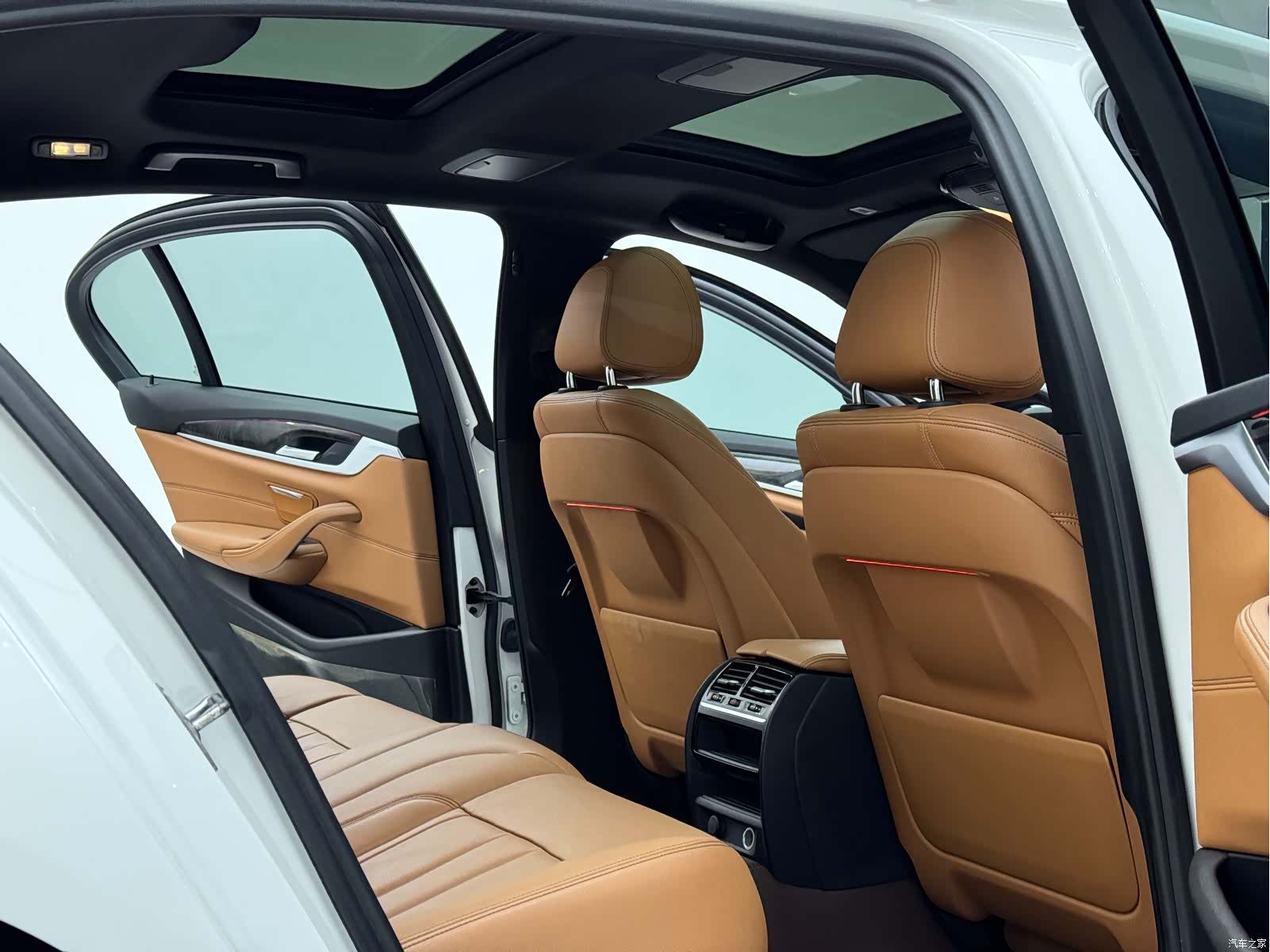 BMW 5 Series, 2018 8