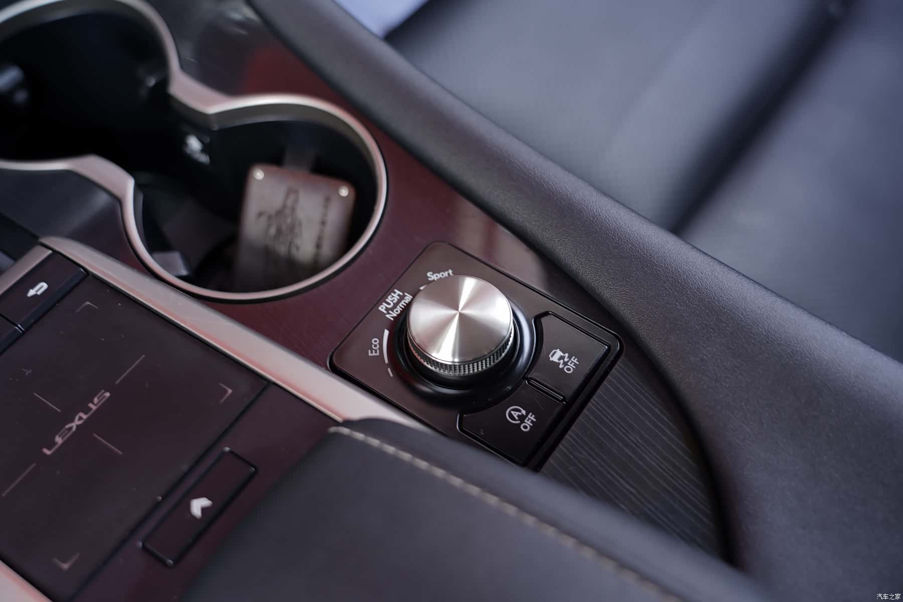 Lexus RX, 2019 16
